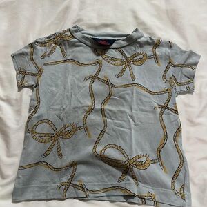 The animals observatory size 6 short sleeve tee guc